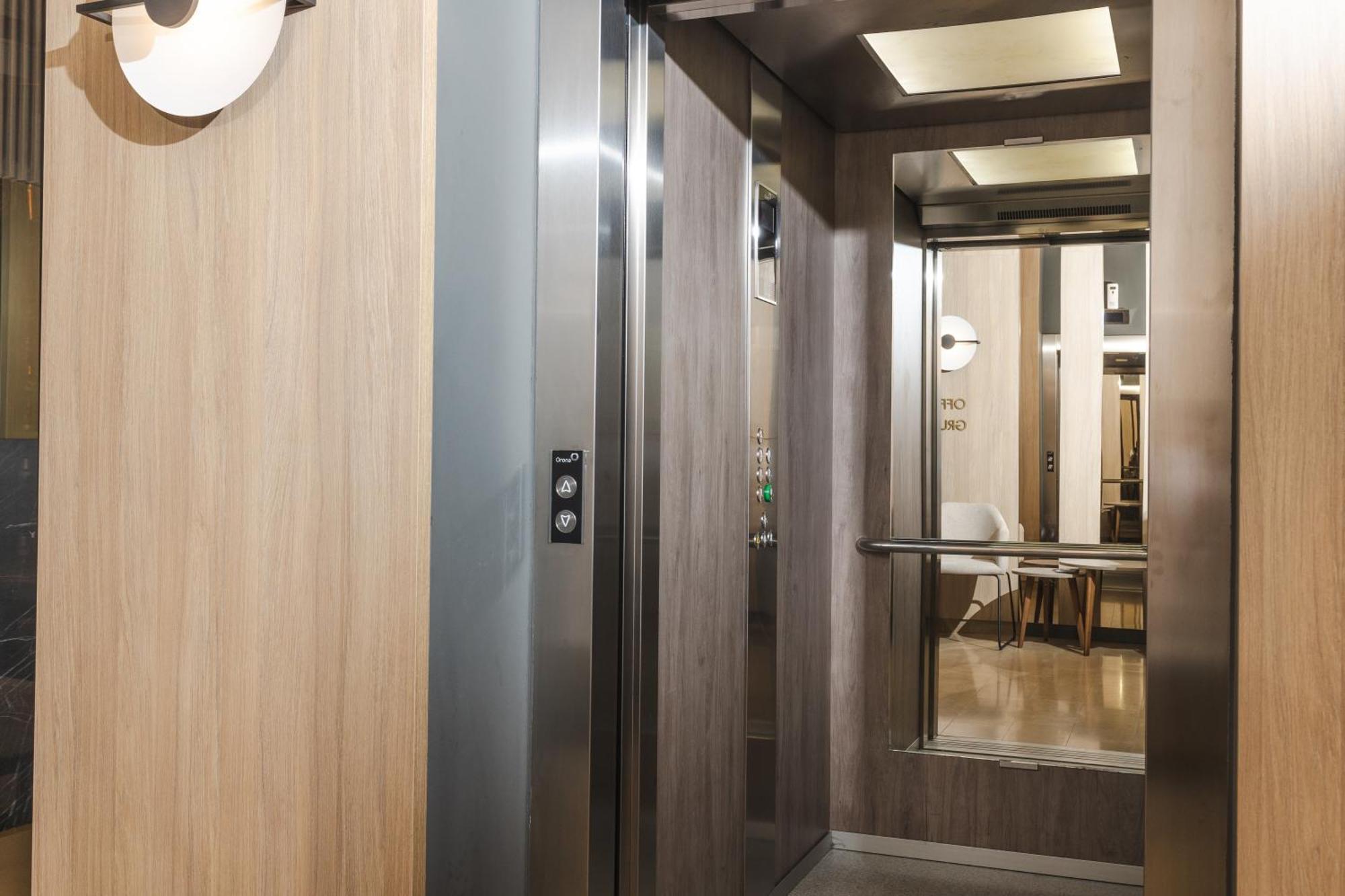 Hotel 219 บุดวา ภายนอก รูปภาพ